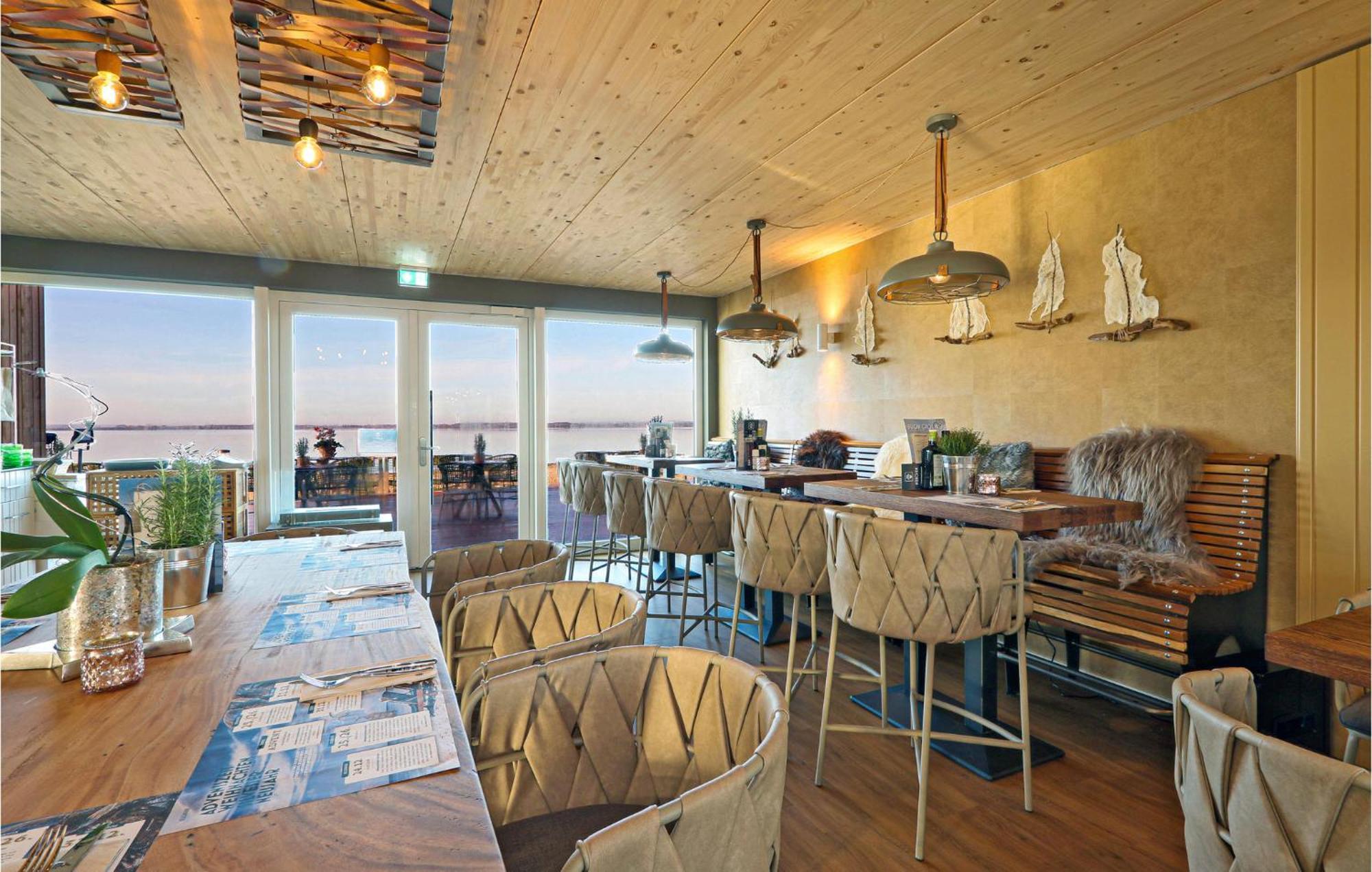 Beach Front Home In Lembruch-Duemmer See With Wifi Zewnętrze zdjęcie
